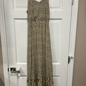 Floral Sleeveless Maxi Dress